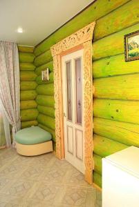 on Vostochnaya 10 - 92