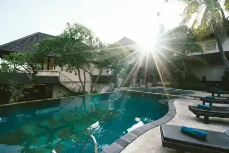 Honeymoon - 0