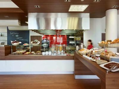 Ibis Kraków Stare Miasto - 7