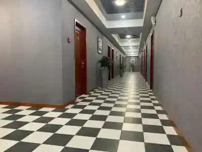 100 Гостей - 0