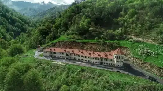 Vanatun Monastery Stay - 0