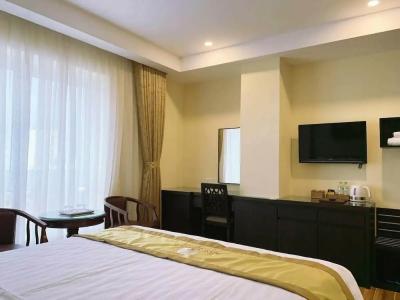 Hoang Minh Chau Ba Trieu - 27