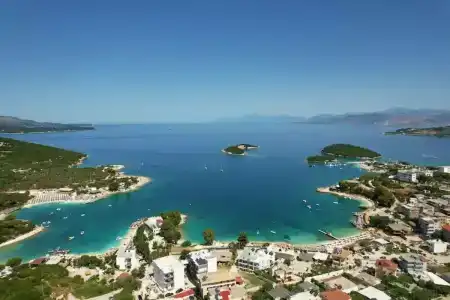 Esmerald Ksamil - 5