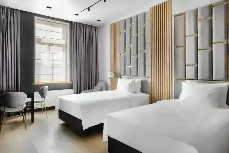 The Basilian Minsk, Curio Collection By Hilton - 92