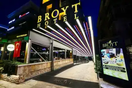 Broyt Suites - 0