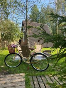 Треугольный стильный дом рядом с сыроварней - 19