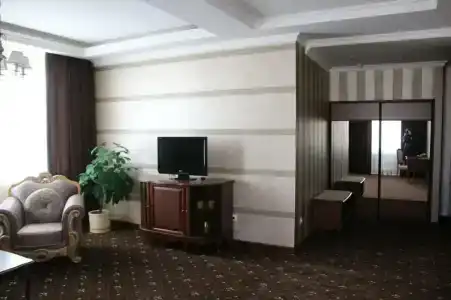 Корона - 0