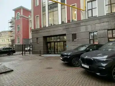 Петровский двор - 8