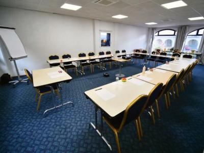ibis budget Blois Centre - 83