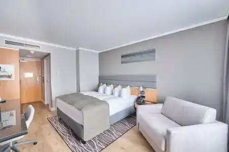 Holiday Inn Berlin Airport - Conference Centre, An Ihg - 99
