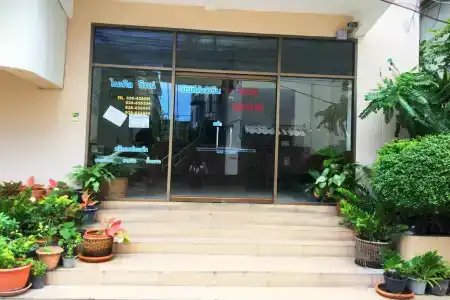 Michael Inn - 11