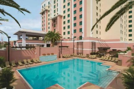Embassy Suites by Hilton- Lake Buena Vista Resort - 8