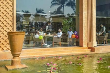 Jw Marriott Mumbai Juhu - 14