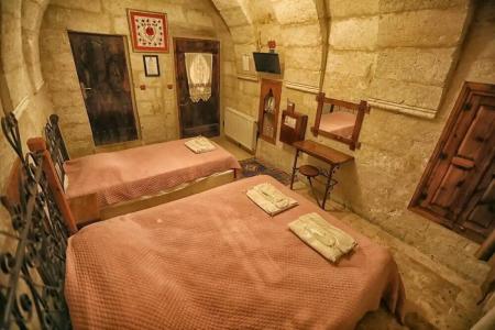The Dorm Cave By Travellers - 67