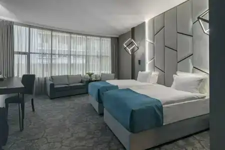 Rosslyn Dimyat Varna - 50