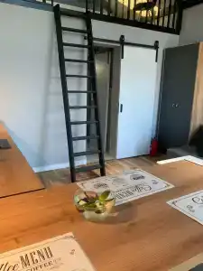 Гагарин Барн - 33