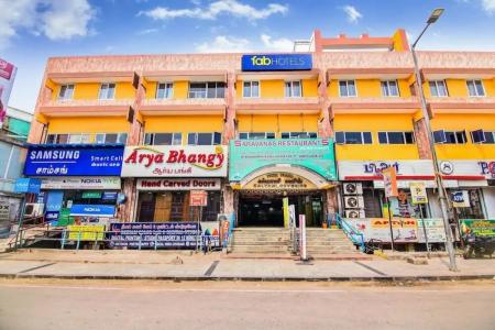 FabExpress Picnic Plaza Mylapore - 8