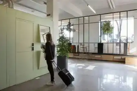 Bed & Boarding - 6