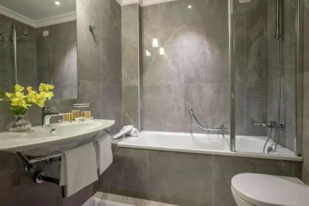 Shangri-La Roma By Omnia Hotels - 72