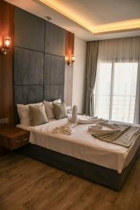 Mimoza Seafront & Beach - 41