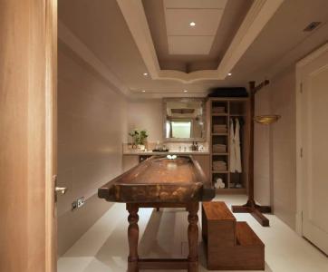 The Lalit London - 16