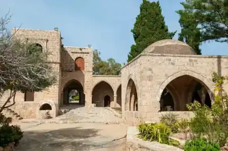 Grecian Park - 7