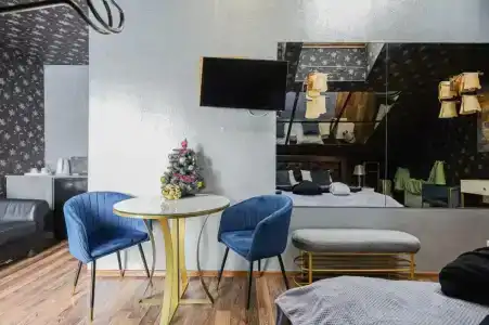 Невский проспект - 93