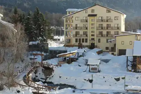 Yeti House - 14