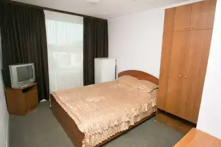 Юбилейная - 76