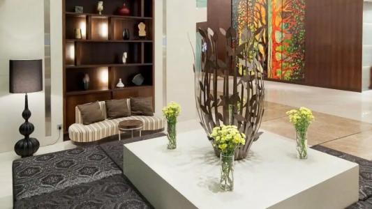 Holiday Inn Mumbai International Airport, An Ihg - 11