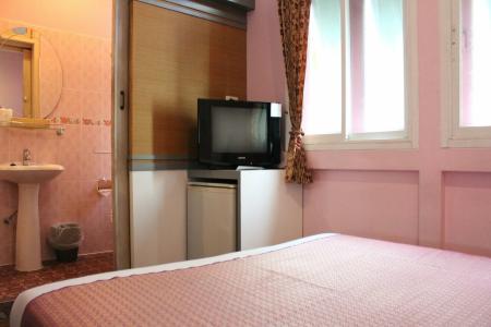 Samsen Sam Place - 56