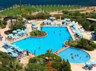 Merit Crystal Cove Casino & Spa - 21