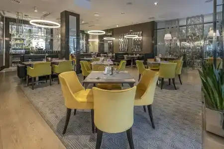 Congress Avenue - 48