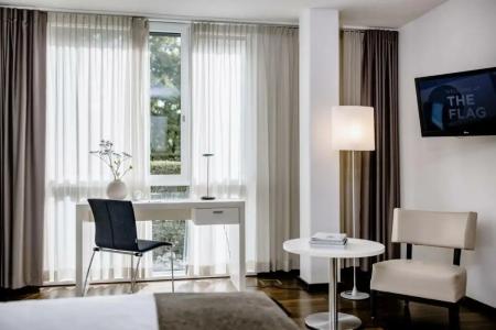 The Flag züRich - 13