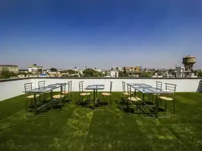 FabSapphire Inn - 76