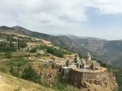 Kirch & Restaurant - 81