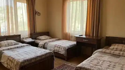 Kirch & Restaurant - 83