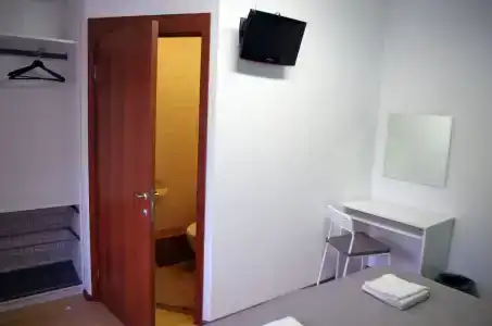 Simple Bon Voyage - 82