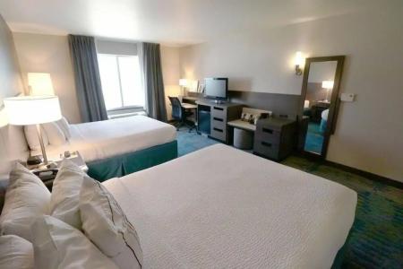 Fairfield Inn & Suites Airport - 62