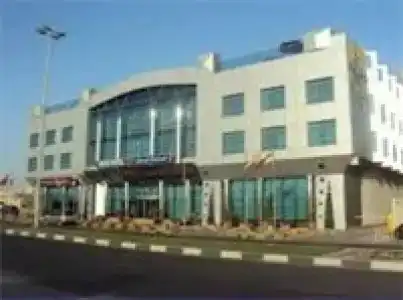 Ewan Sharjah - 10