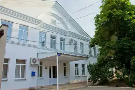 Левада - 37