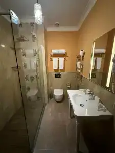 West Inn - 14