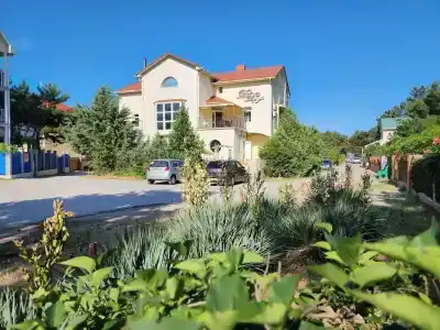 Дом друзей - 6