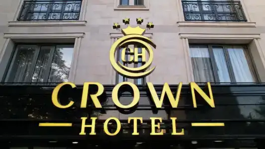 Crown - 0