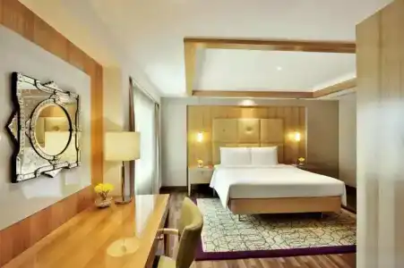 Courtyard by Marriott Chennai - 55