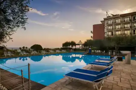 Grand Diana Majestic - 10