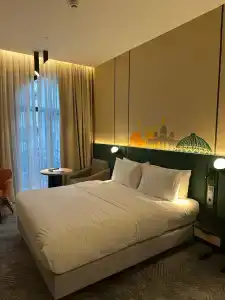 Holiday Inn City - 6