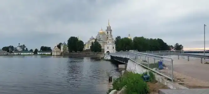 Монастырская гостиница - 27
