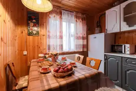 Монастырская изба - 42