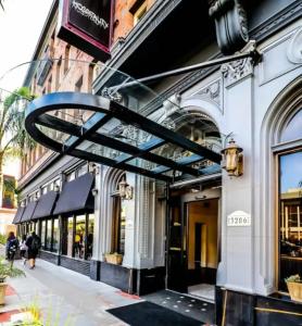 H by H Hospitality - 27